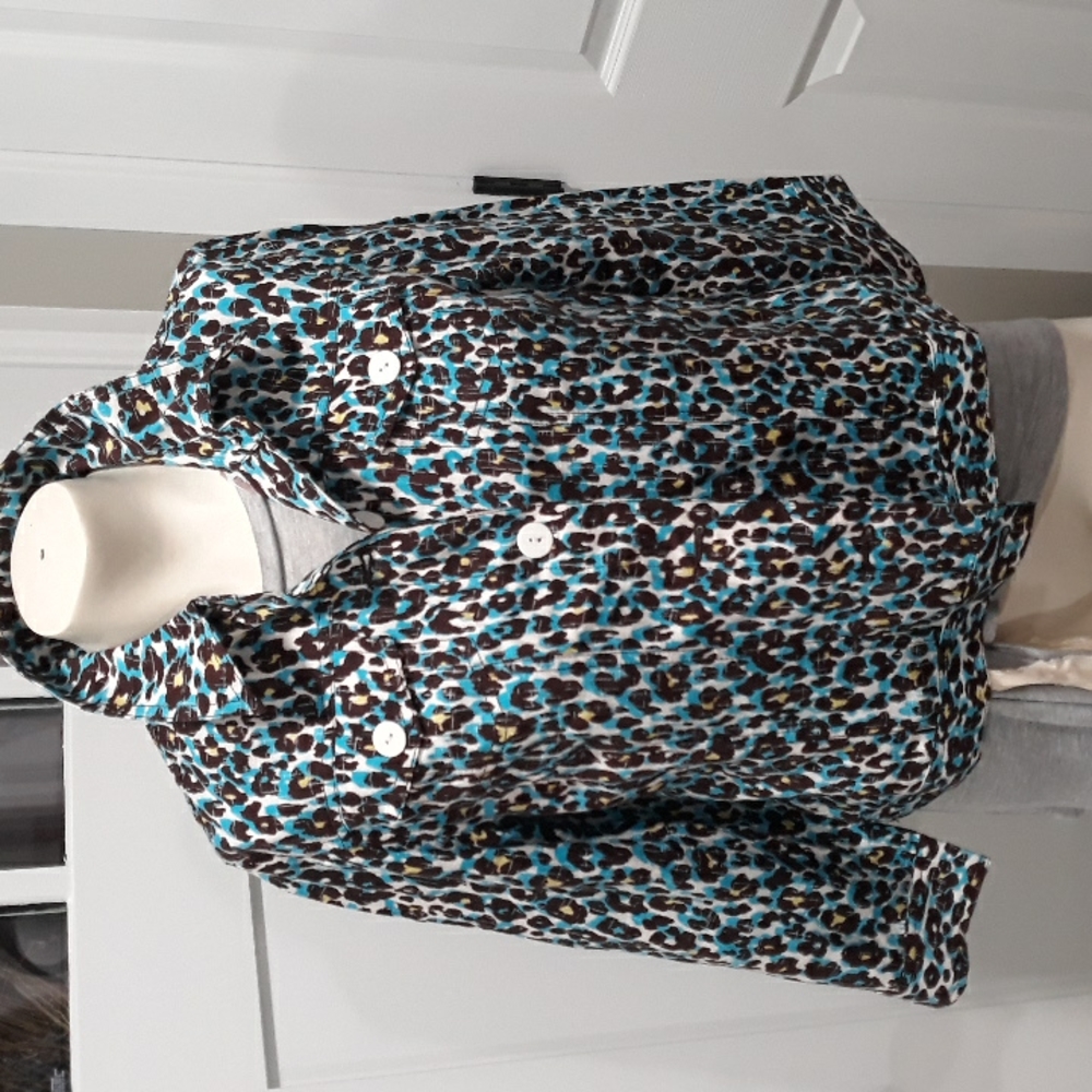 Ruby Rd. womens brown and white animal print rayon and linen jacket. Size 10